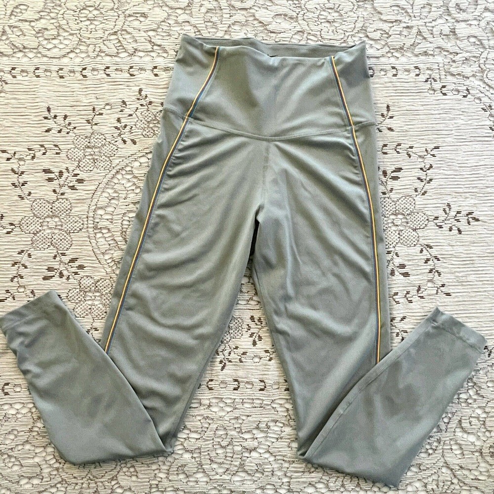 Nike Dri-FIT Women’s S Yoga Core 7/8 Vintage Vinyasa Tights Gray Rainbow Stripe